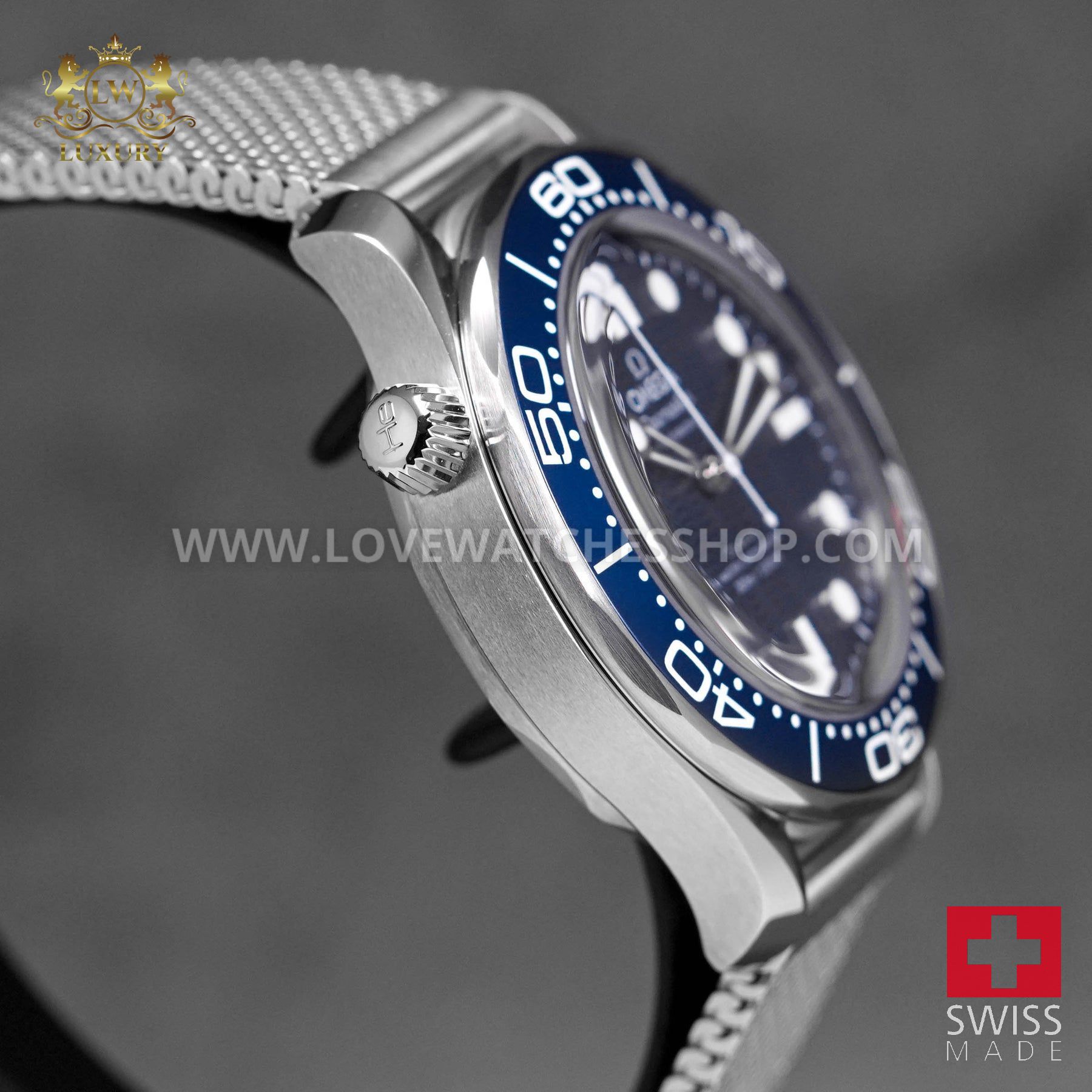 SEAMASTER DIVER 300M 'JAMES BOND 60TH ANNIVERSARY' 42mm - Image 4