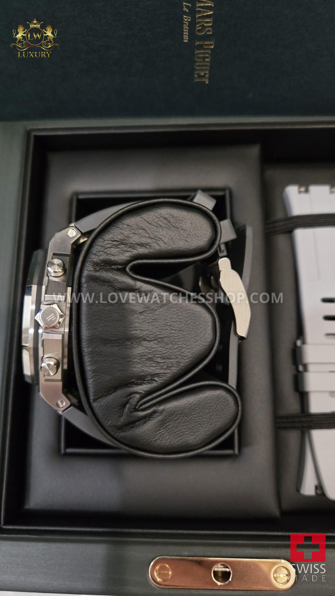 Audemars Piguet Royal Oak Offshore Lady Size 37 mm Chronograph Ref. 26231ST.ZZ.A178CA.01 FULL SET - Image 5