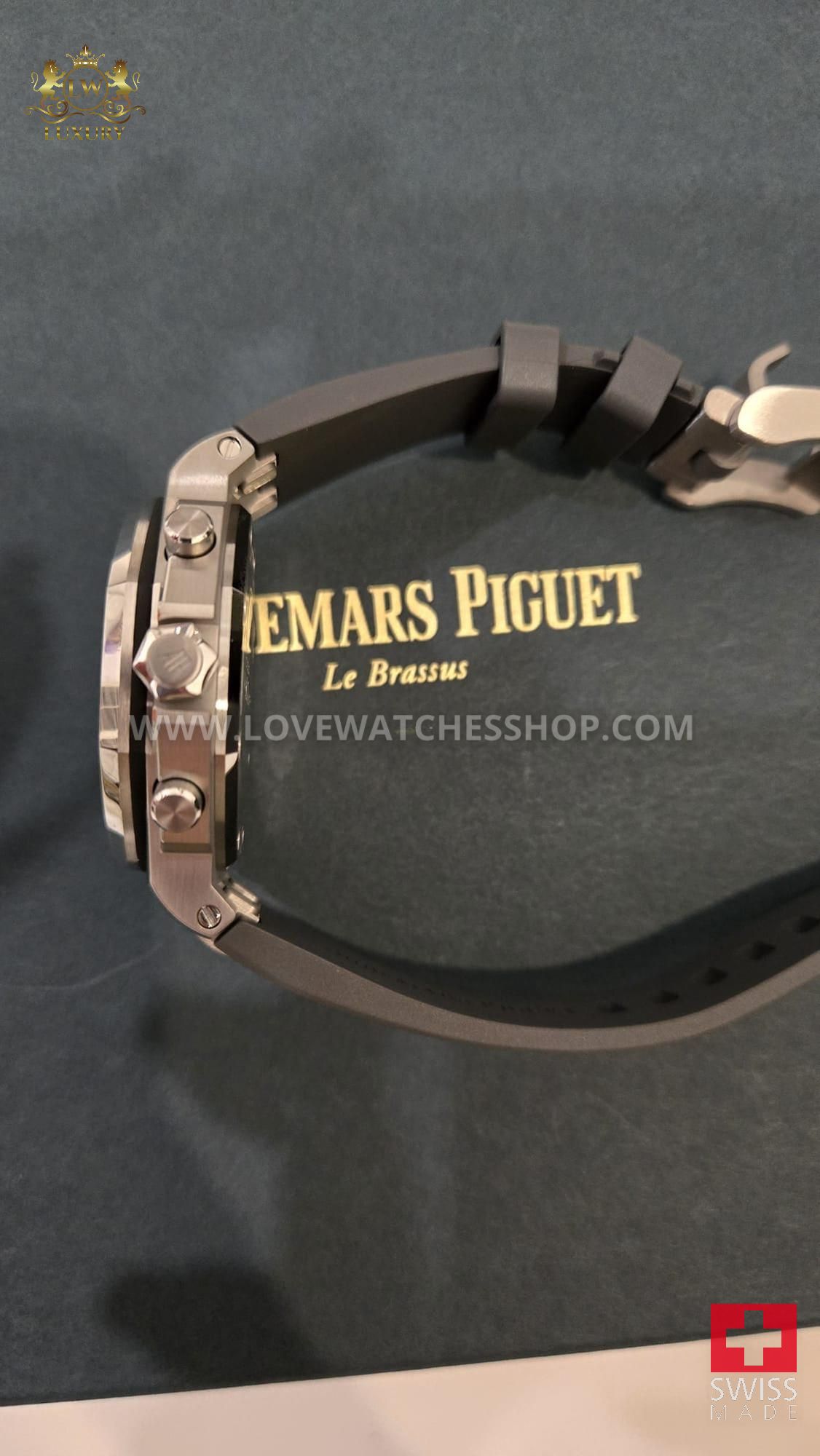 Audemars Piguet Royal Oak Offshore Lady Size 37 mm Chronograph Ref. 26231ST.ZZ.A178CA.01 FULL SET - Image 6