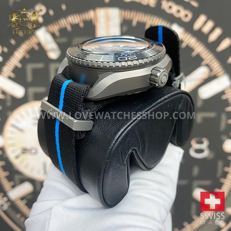 Omega Sea-master Planet Ocean 45mm 6000M 215.92.46.21.01.001 - Image 4