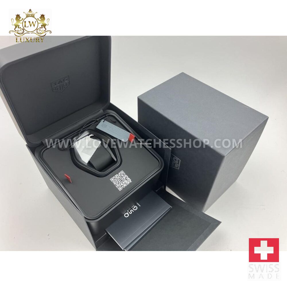 TAG Heuer Connected 42 steel modular Quartz 2025 box + papers
