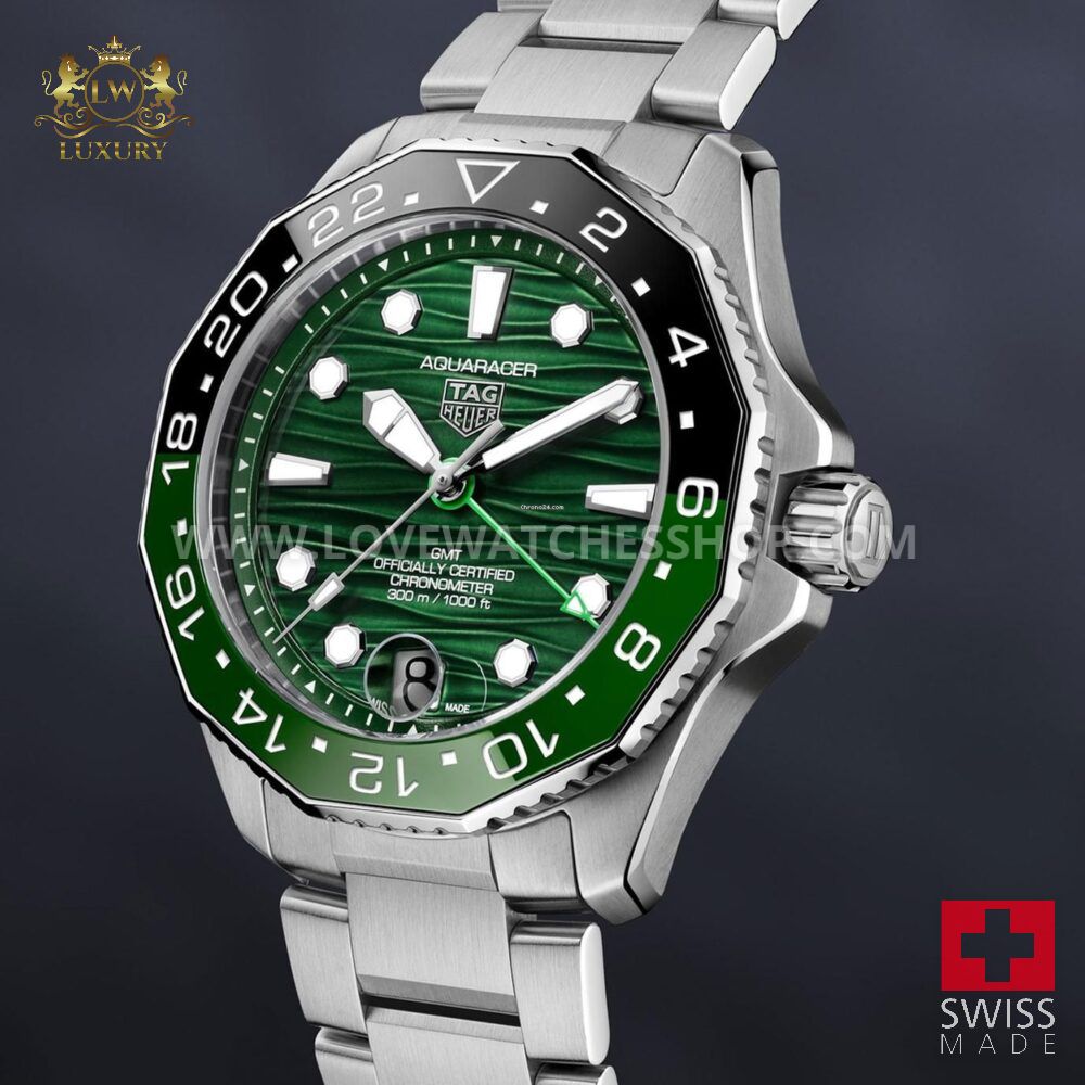TAG Heuer Aquaracer 300M 2025 Unworn Aquaracer Professional 300 GMT 42 WBP5115.BA0013 box and papers